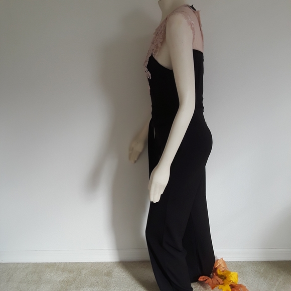 NWT Ladies Jumpsuit - Picture 5 of 8